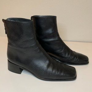 STUART WEITZMAN Square Toe Boots MADE IN SPAIN Genuine Leather Size 7 BLACK